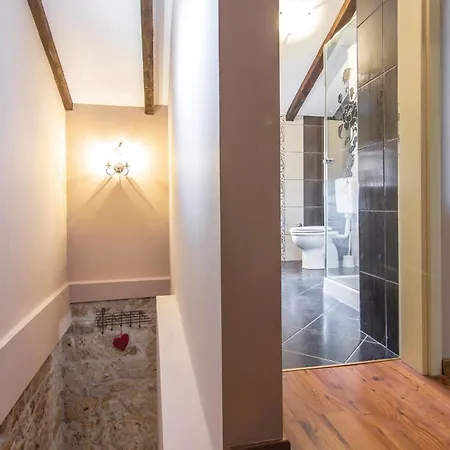 Cozy In With Jacuzzi Hébergement de vacances